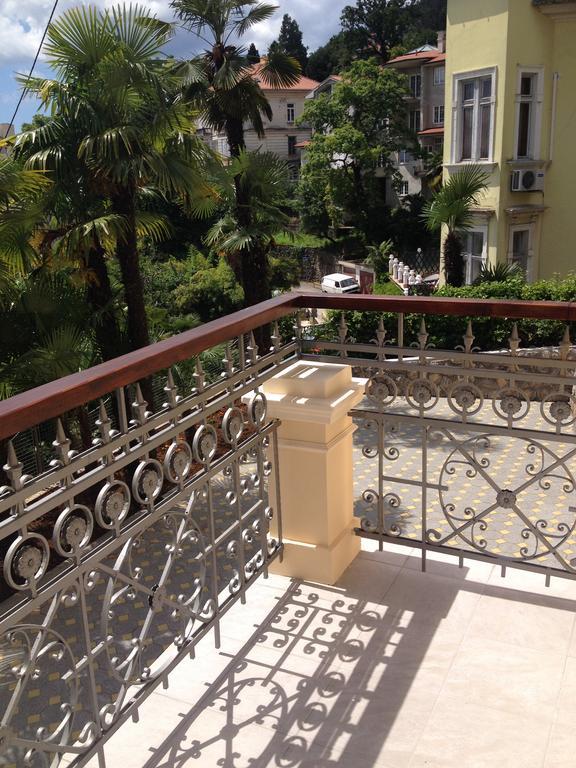 Apartments Villa Atta Opatija Exteriör bild