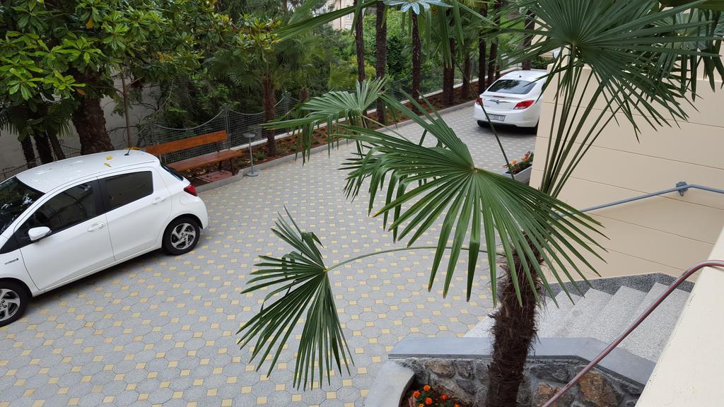 Apartments Villa Atta Opatija Exteriör bild