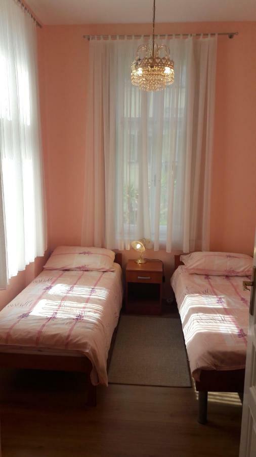 Apartments Villa Atta Opatija Exteriör bild