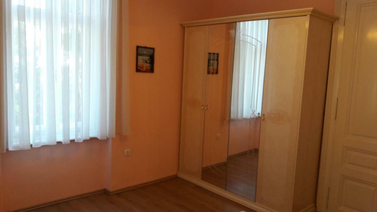Apartments Villa Atta Opatija Exteriör bild